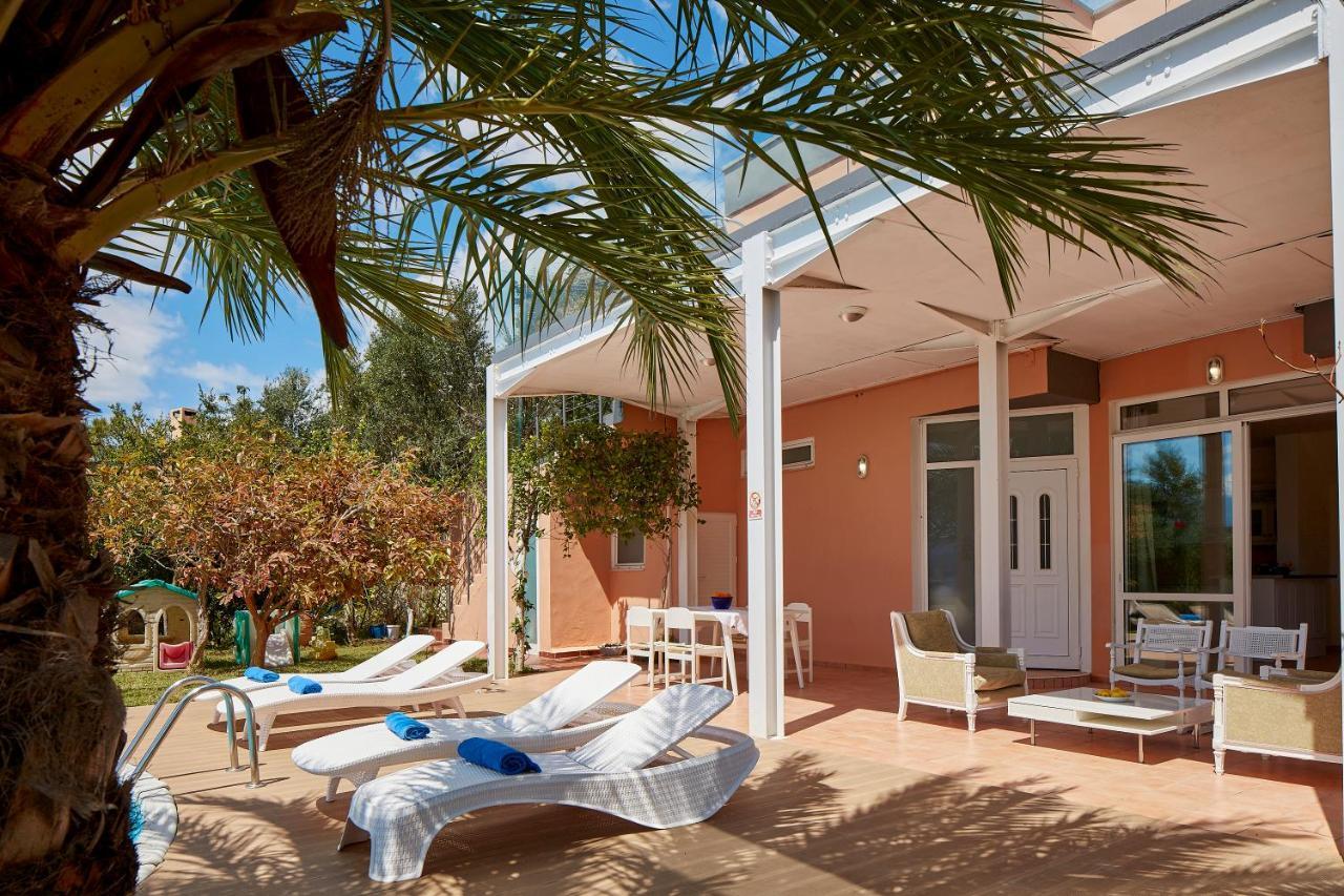 Seafront Villa Longobardi Chania  Exteriér fotografie